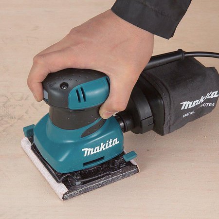 [088381082020] Lijadora de Palma Makita 112 mm x 102 mm