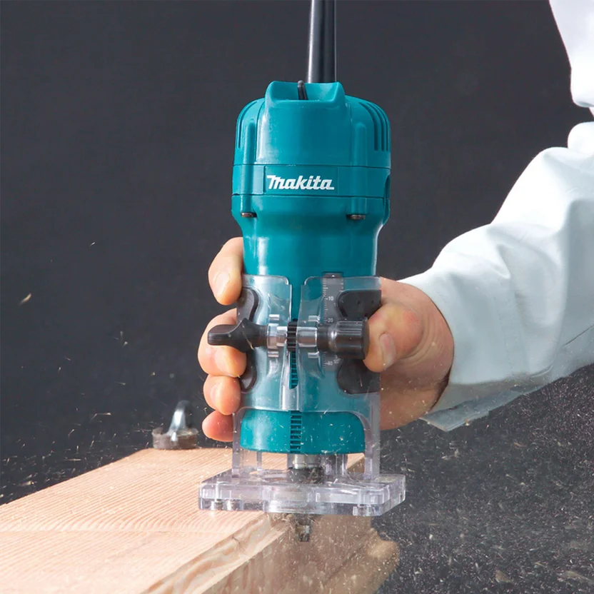 [088381067454 (3709)] Rebordeadora Makita 3709 6mm 560W profesional